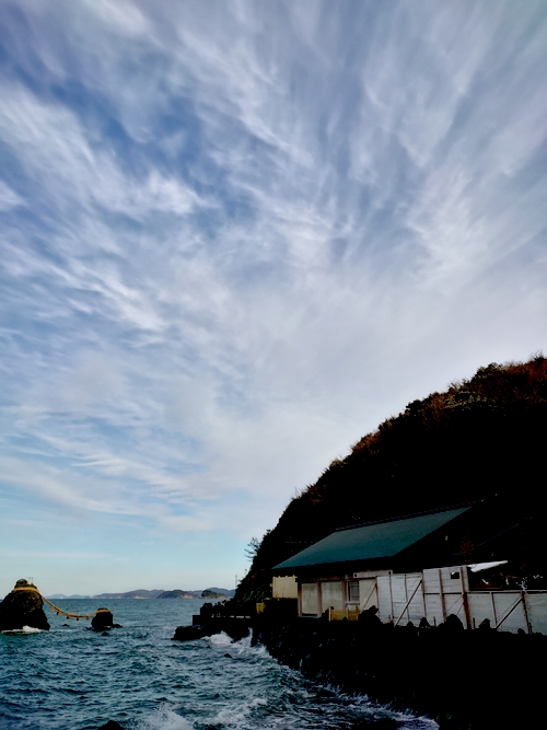 鳳凰　龍神　神々しい　二見　大海原